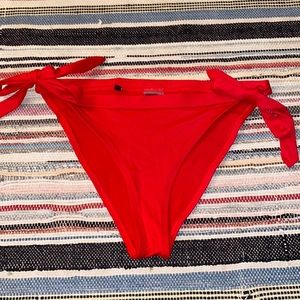 Red gymshark bikini bottoms!